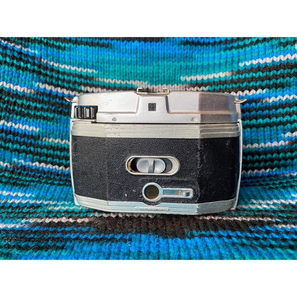 Ansco Lancer 127 camera - Picture 3 of 9